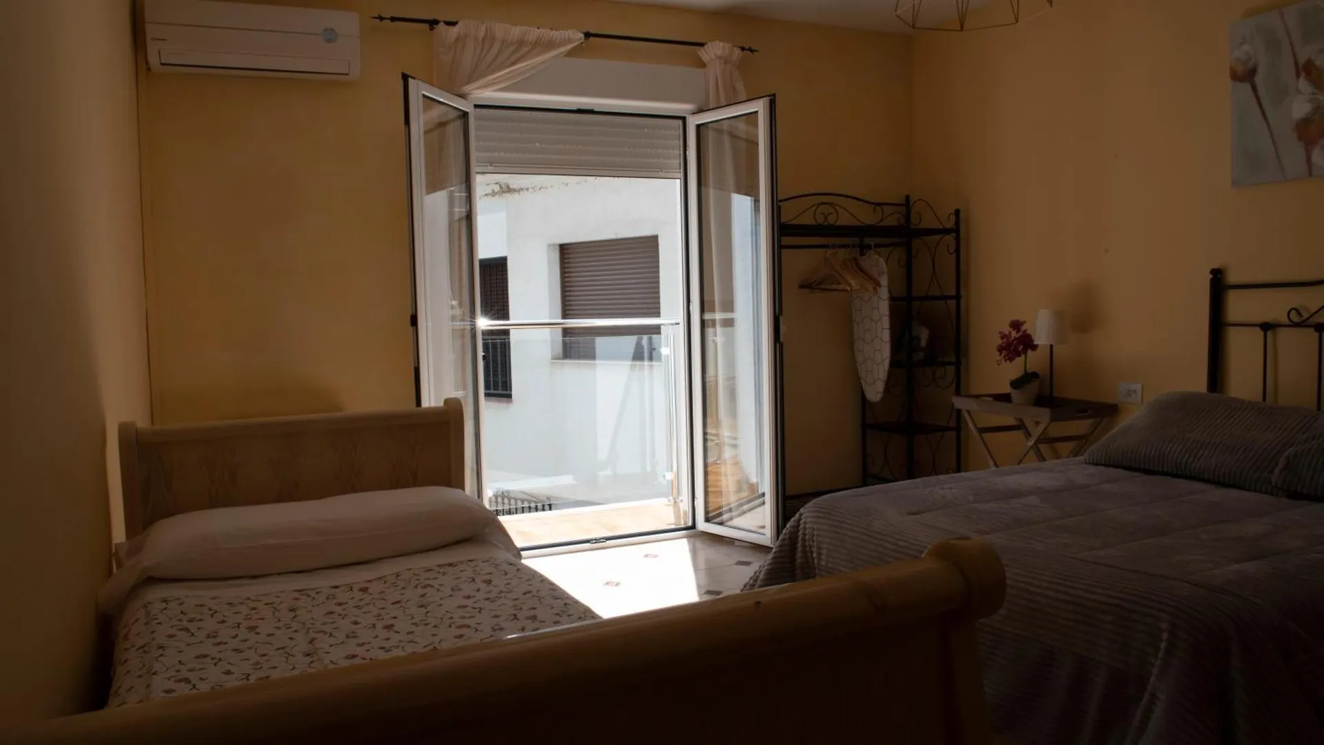Villa La Cueva De La Abuela Cenes De La Vega Spagna